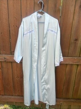 Vintage Lindsey Blake Satin Midi Length Robe Size Large NWT